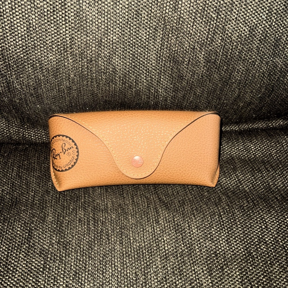 Ray Bans glasses case